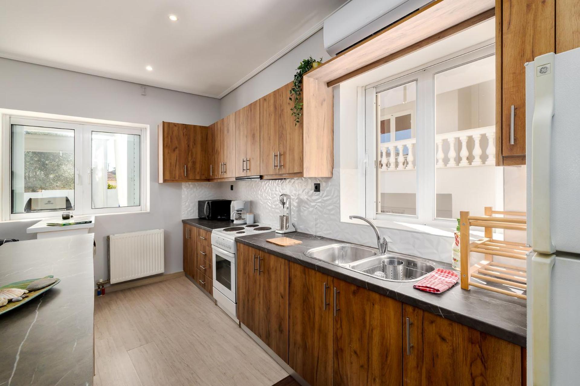 Southplace63 Cozy House 500m From * Vari (Attica)